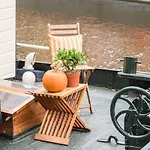Luxury Houseboat Prince-william *