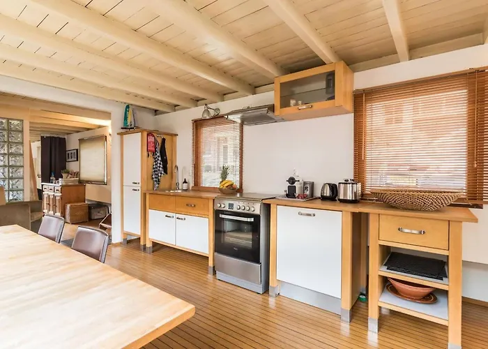 Luxury Houseboat Prince-william Nyaraló