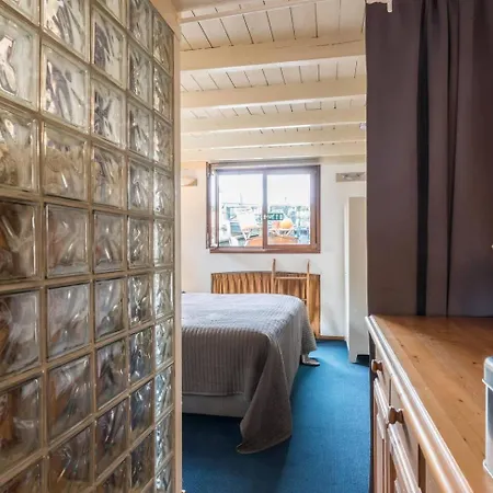 Luxury Houseboat Prince-william * 암스테르담