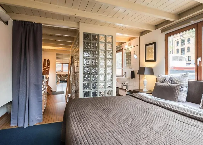 Nyaraló Luxury Houseboat Prince-william Amszterdam