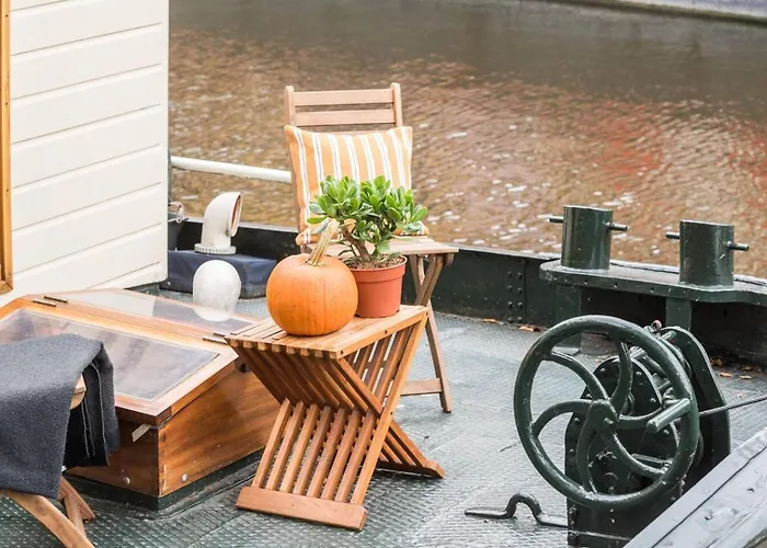 Luxury Houseboat Prince-william *